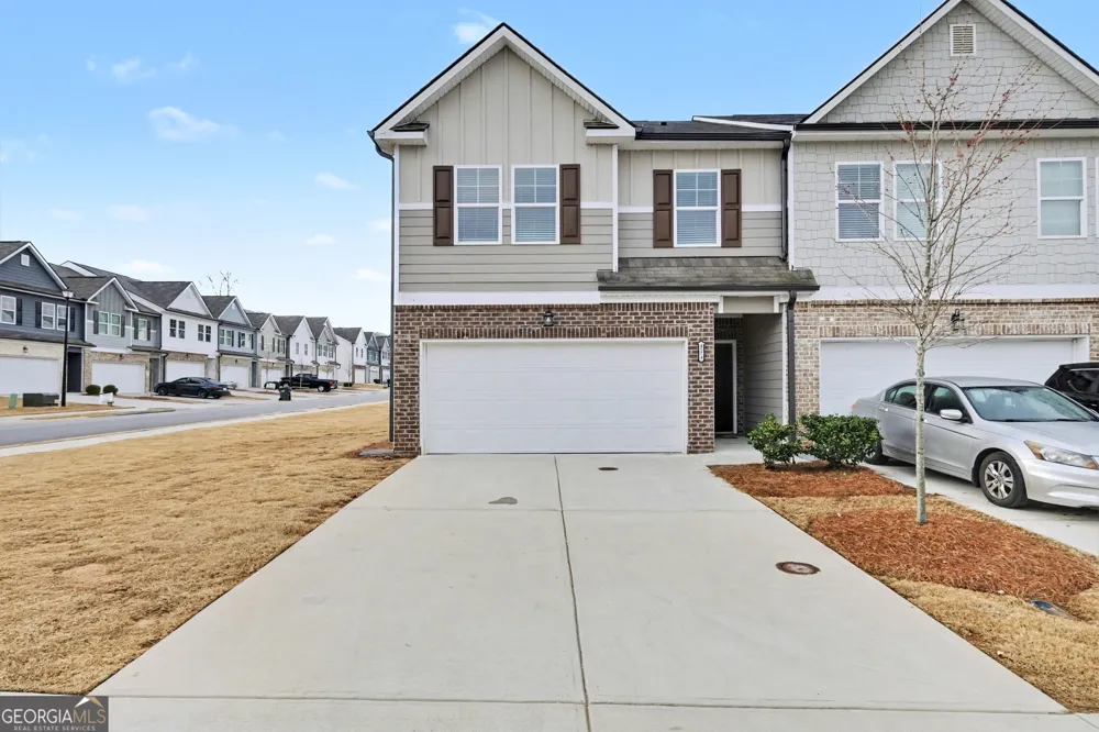 4574 Bishops LN Oakwood, GA 30566