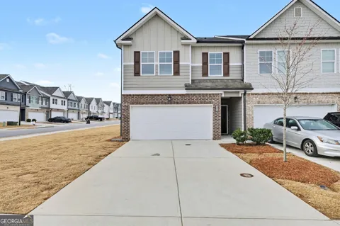 4574 Bishops LN