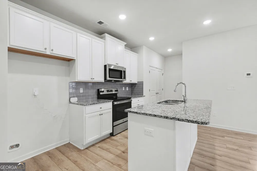4574 Bishops LN Oakwood, GA 30566