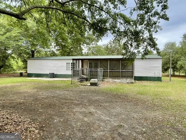 1465 Webb CIR Metter, GA 30439