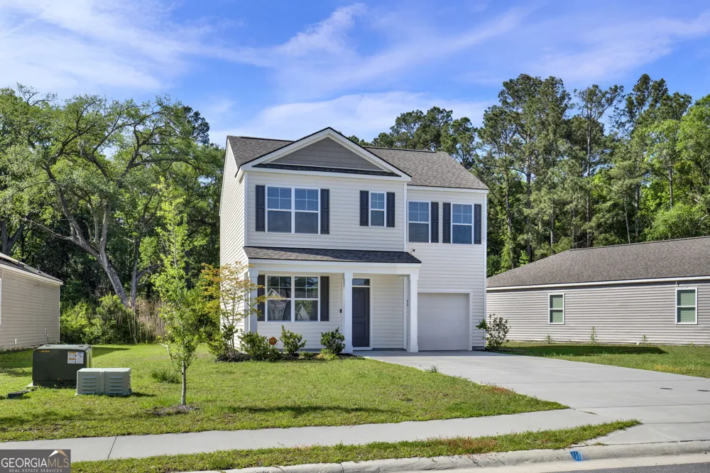 33 Dusky CT Hinesville, GA 31313