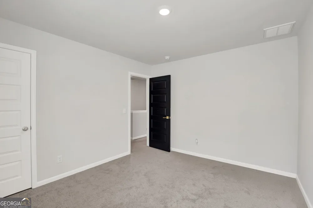 33 Dusky CT Hinesville, GA 31313