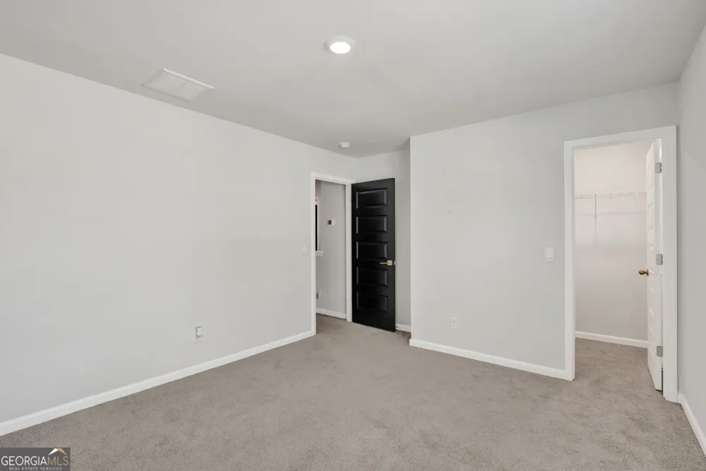 33 Dusky CT Hinesville, GA 31313