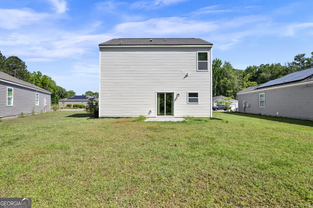 33 Dusky CT Hinesville, GA 31313