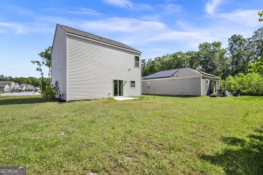 33 Dusky CT Hinesville, GA 31313