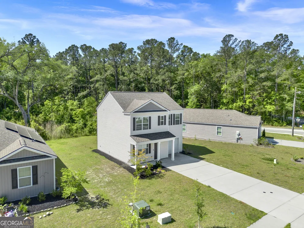 33 Dusky CT Hinesville, GA 31313