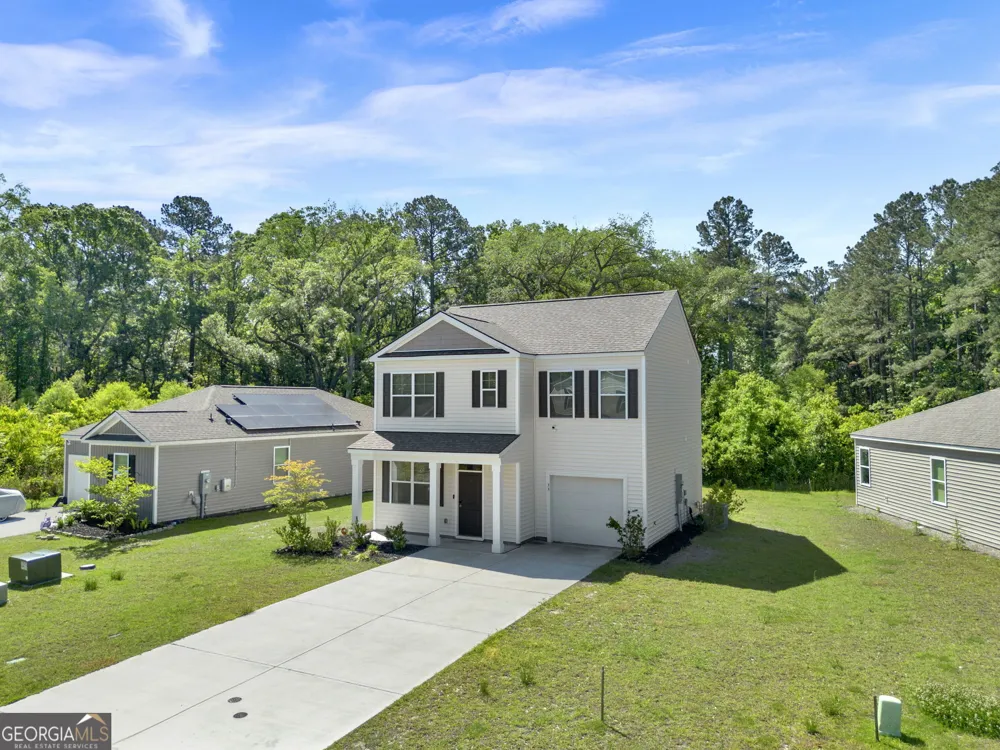 33 Dusky CT Hinesville, GA 31313