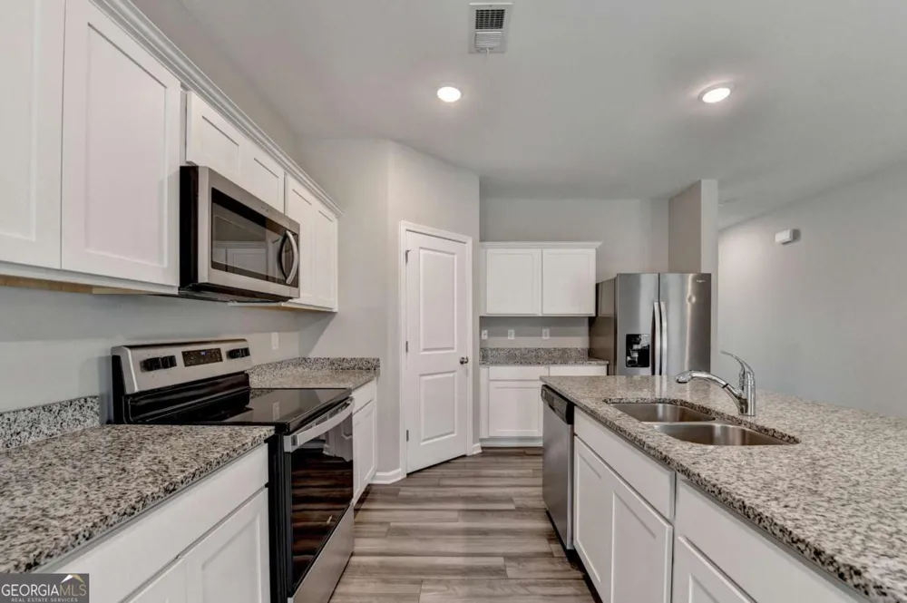 74 Mccall WAY Monroe, GA 30655