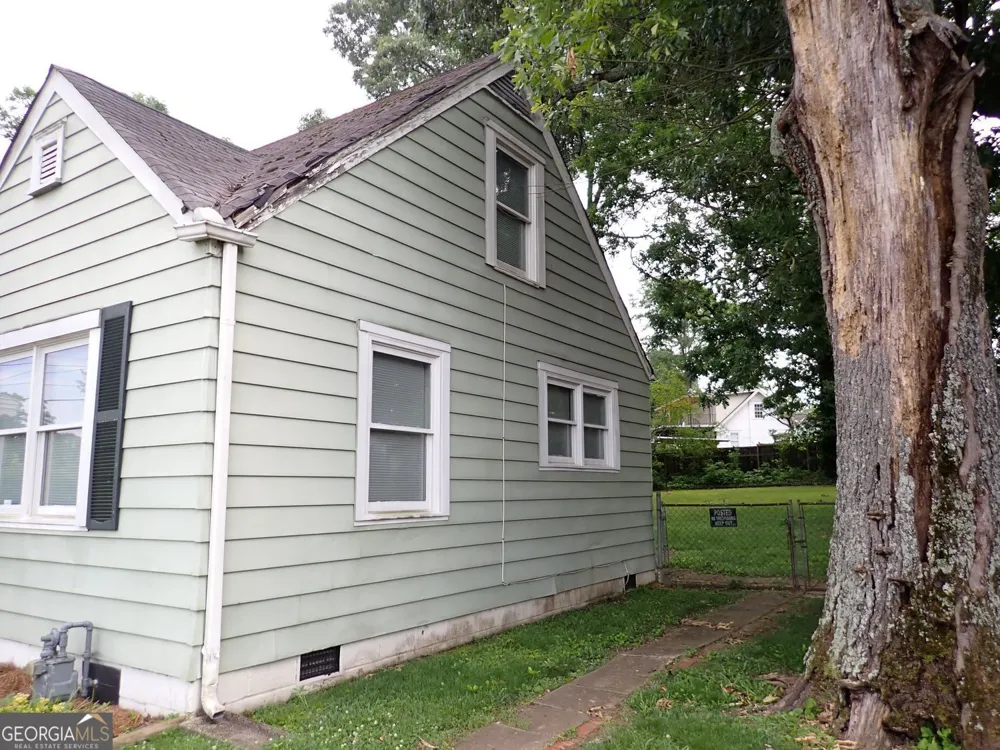 1476 Cambridge AVE College Park, GA 30337