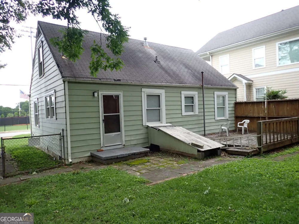 1476 Cambridge AVE College Park, GA 30337
