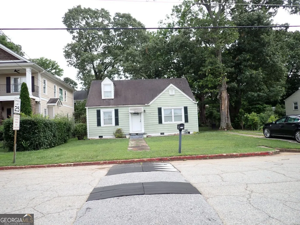 1476 Cambridge AVE College Park, GA 30337