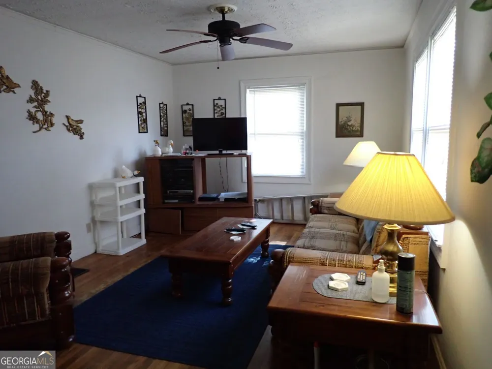 1476 Cambridge AVE College Park, GA 30337