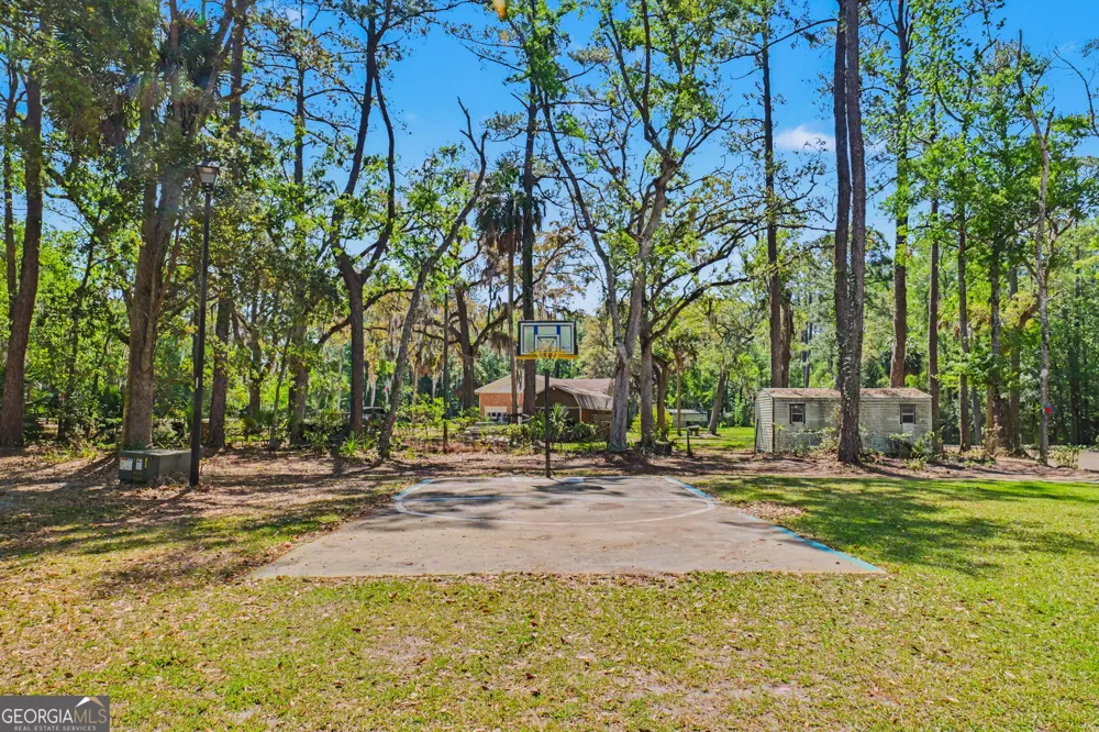 154 Buffalo DR Brunswick, GA 31523