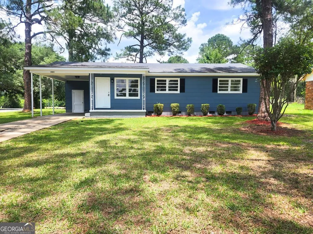 1821 Samford DR Albany, GA 31707