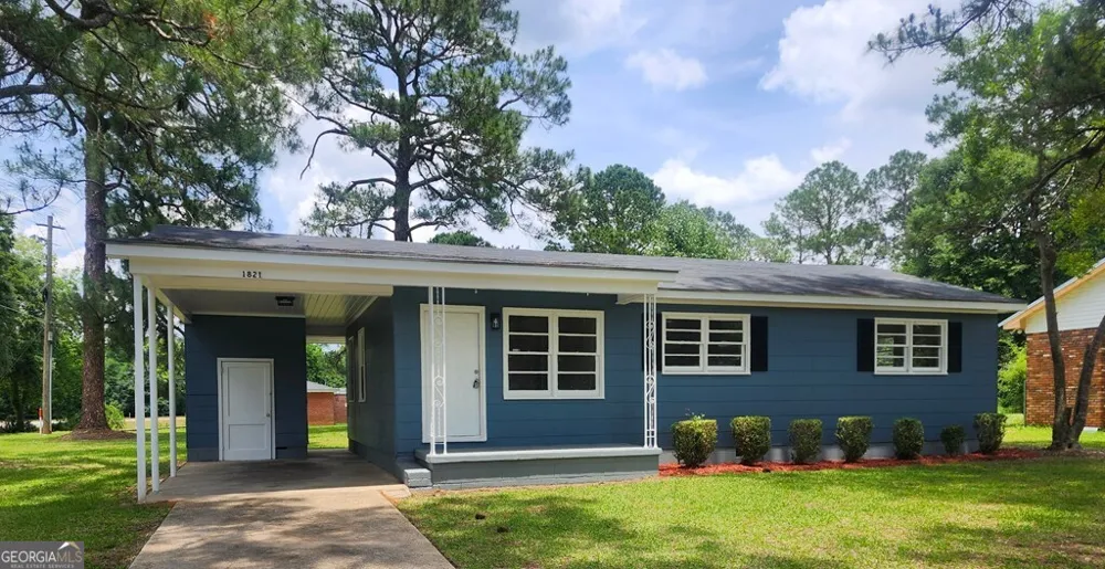1821 Samford DR Albany, GA 31707