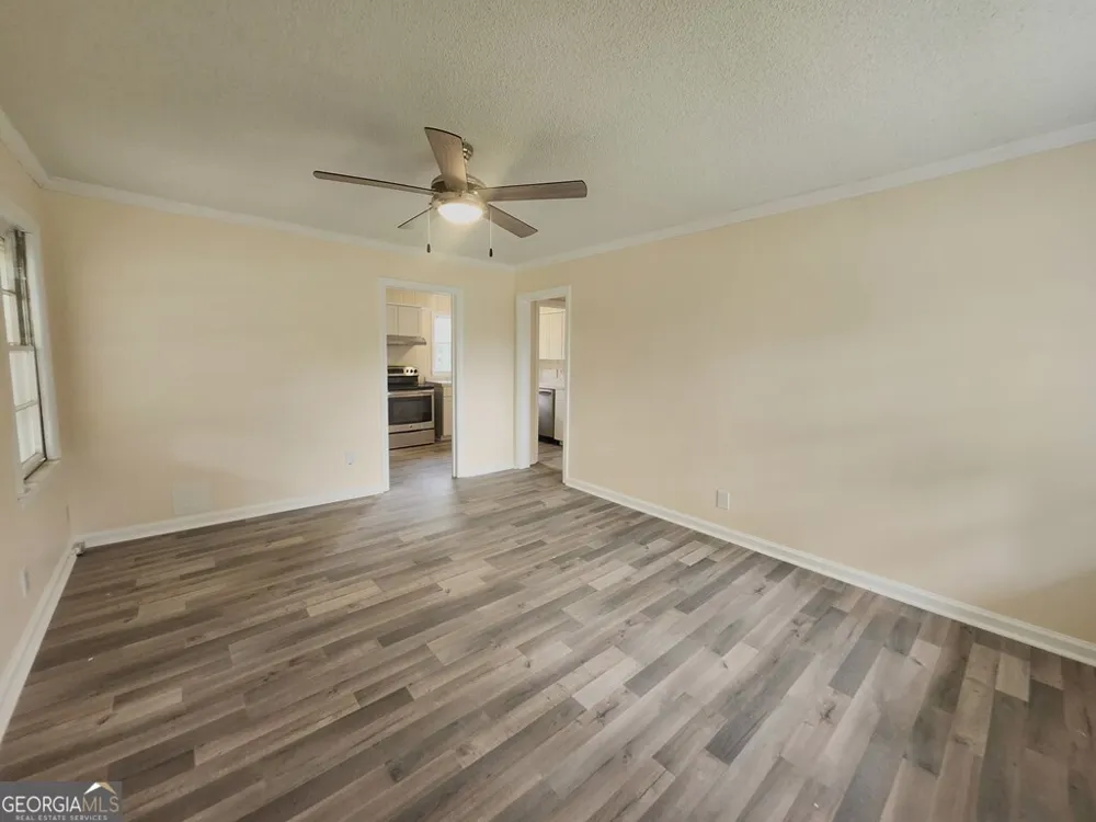 1821 Samford DR Albany, GA 31707
