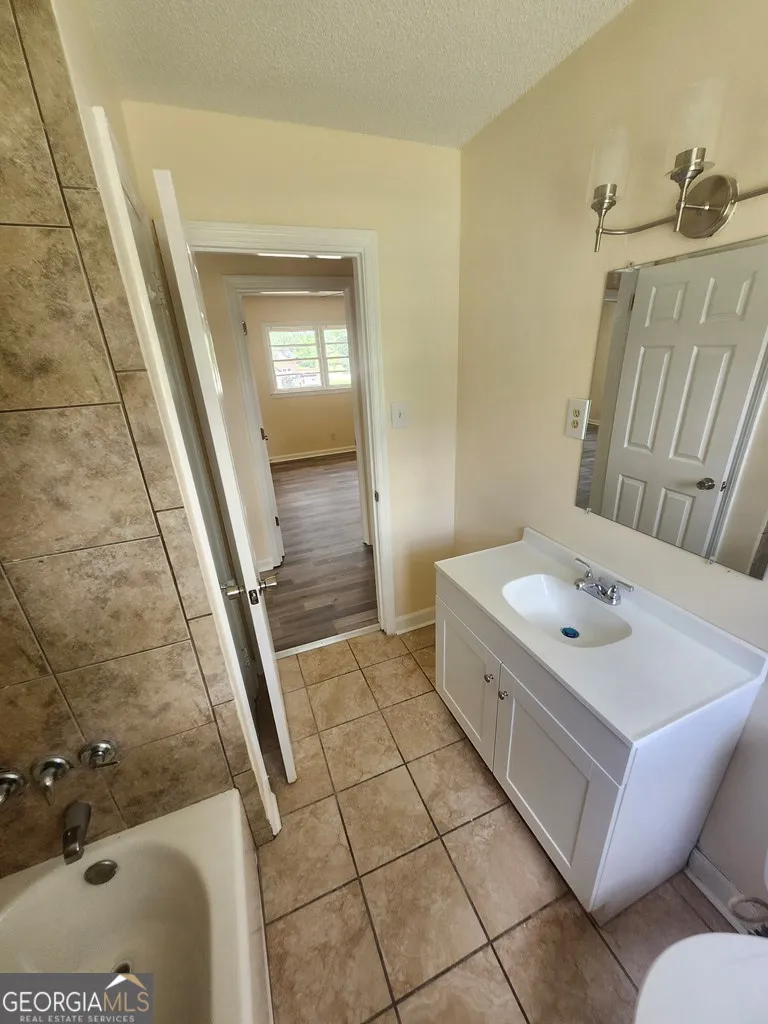 1821 Samford DR Albany, GA 31707