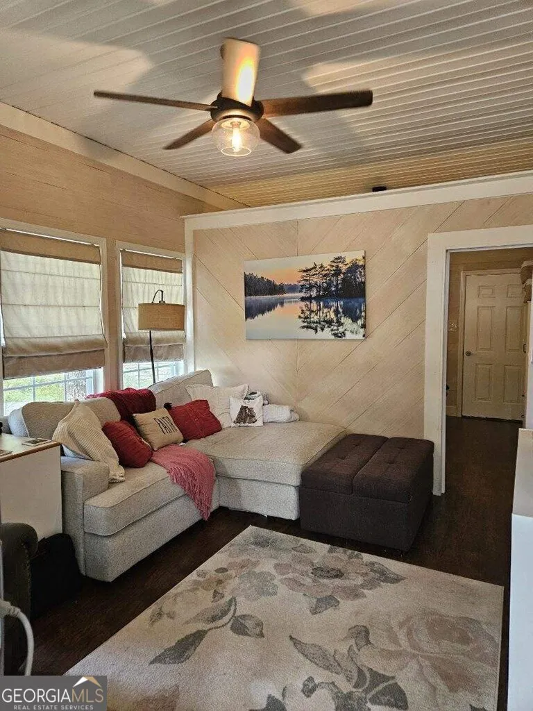 41 Cindy PKWY Cleveland, GA 30528