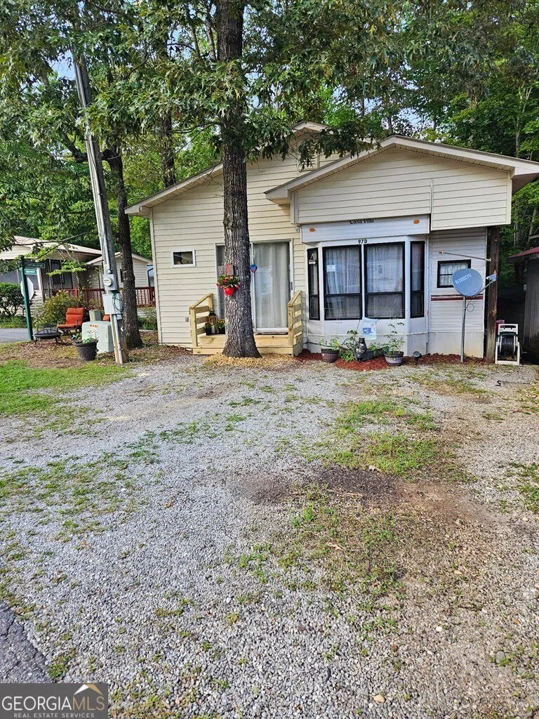 41 Cindy PKWY Cleveland, GA 30528