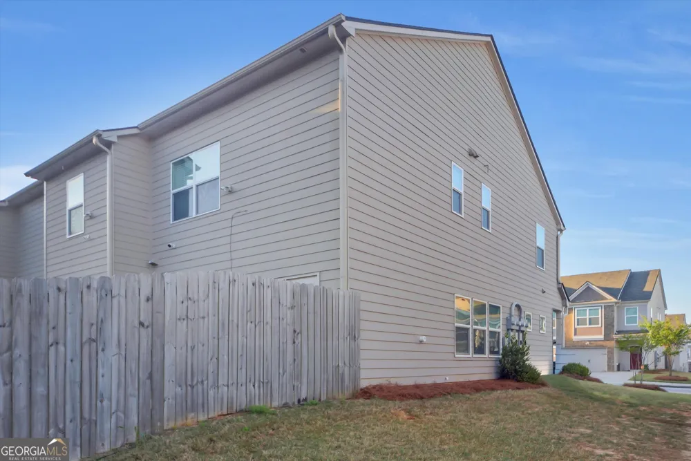 6410 Shalks Crossing DR Lithonia, GA 30058