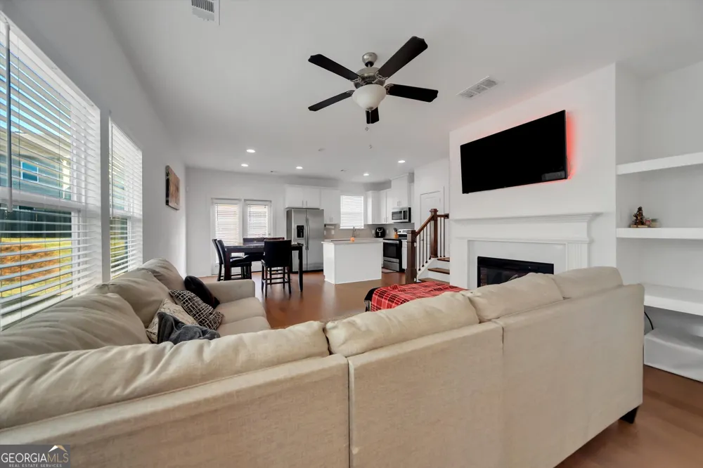 6410 Shalks Crossing DR Lithonia, GA 30058