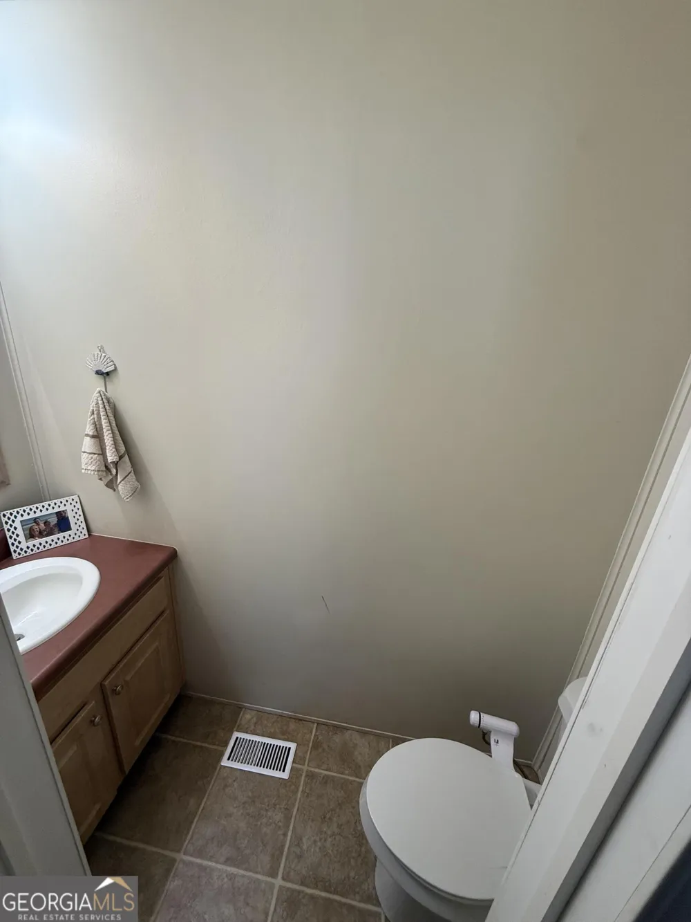 2526 Hancock RD Social Circle, GA 30025