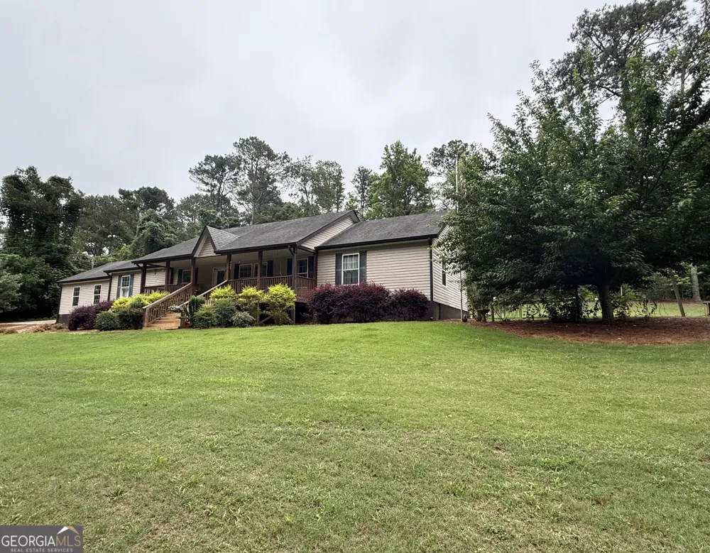 2526 Hancock RD Social Circle, GA 30025