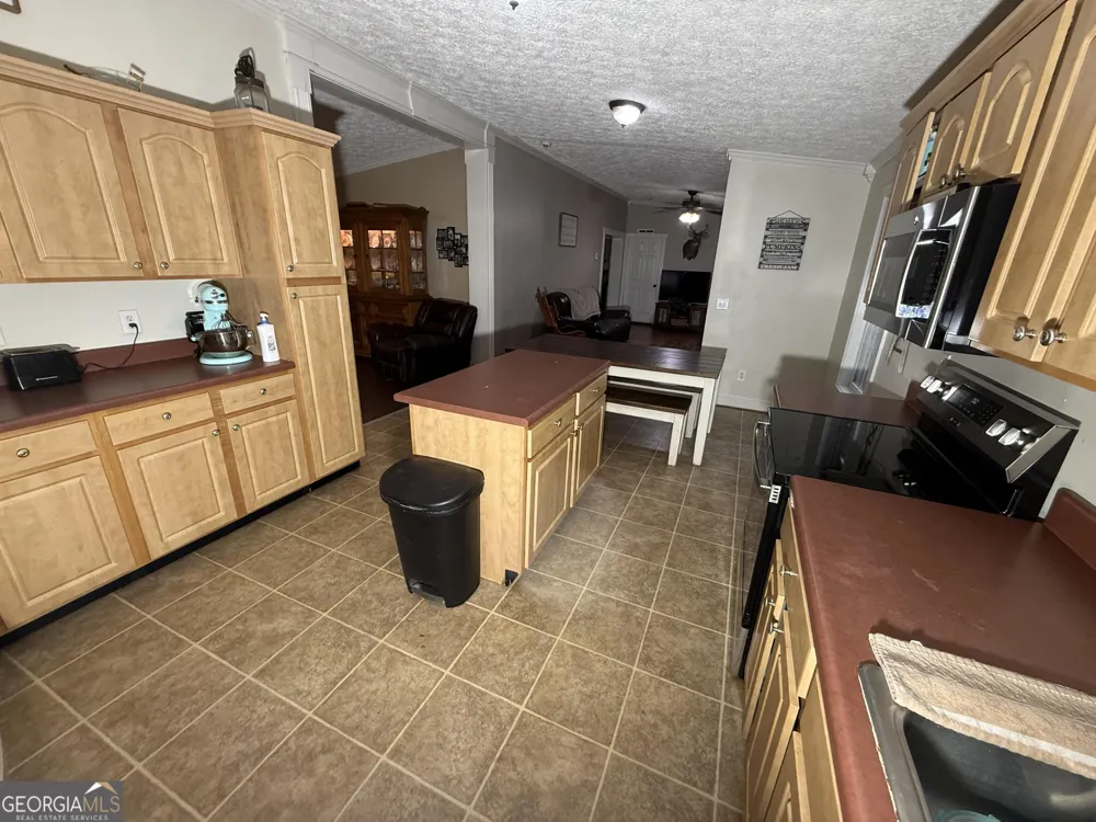 2526 Hancock RD Social Circle, GA 30025