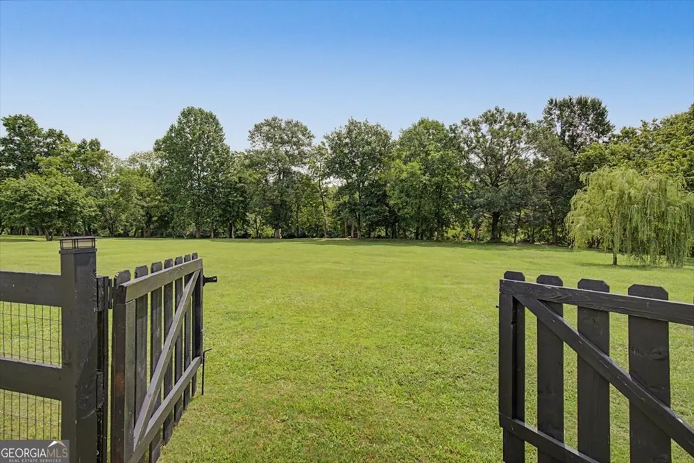 109 River Walk PKWY Euharlee, GA 30145