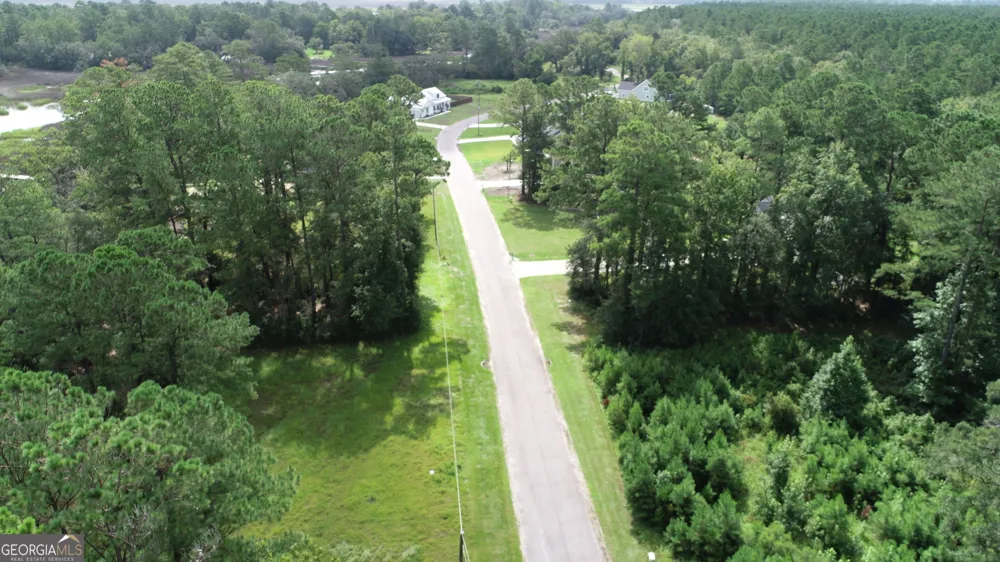 1112 River Oaks RD Brunswick, GA 31523