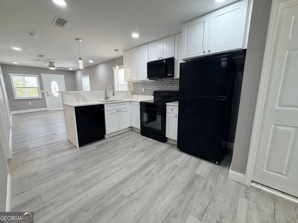 412 Holloway AVE Albany, GA 31701