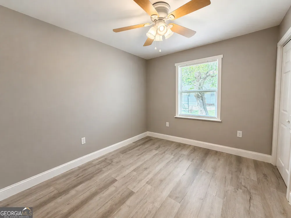 412 Holloway AVE Albany, GA 31701