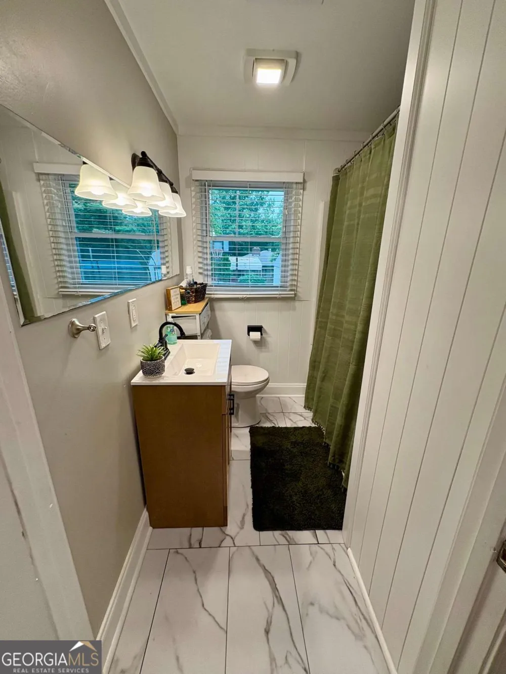 199 Harris ST Toccoa, GA 30577