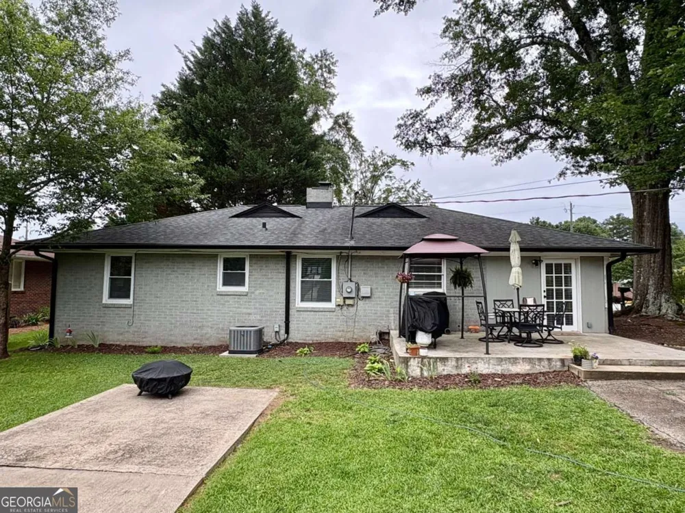199 Harris ST Toccoa, GA 30577