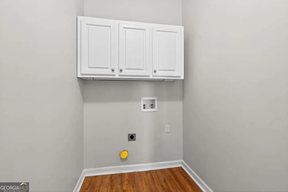 4210 Oakwood RD Oakwood, GA 30566