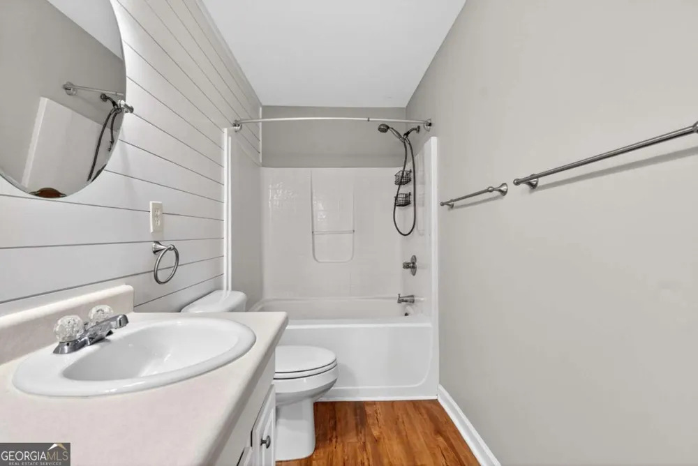 4210 Oakwood RD Oakwood, GA 30566