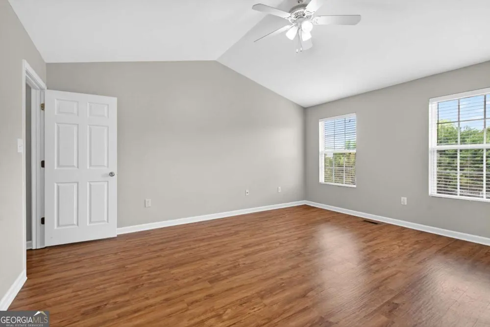 4210 Oakwood RD Oakwood, GA 30566