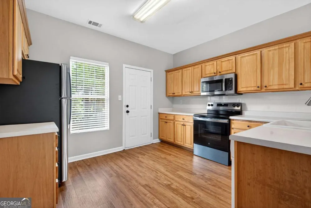 4210 Oakwood RD Oakwood, GA 30566