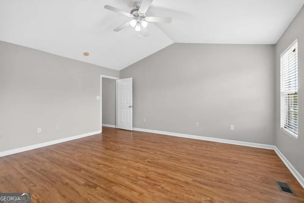 4210 Oakwood RD Oakwood, GA 30566