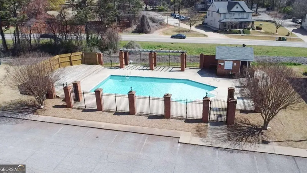 2165 Milledge AVE Athens, GA 30605