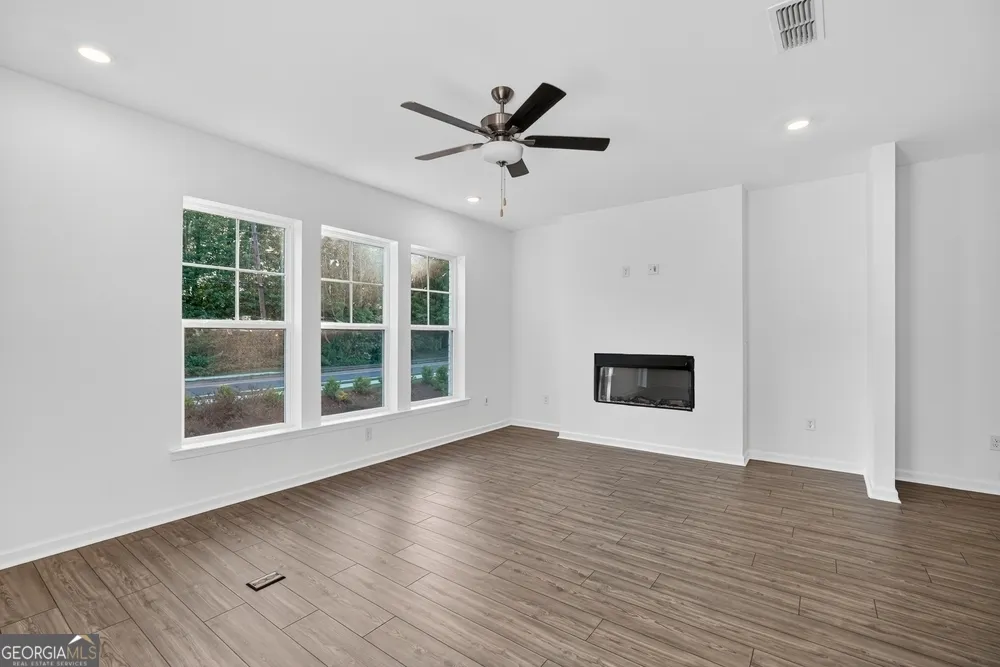 100 Epperly WAY Tucker, GA 30084