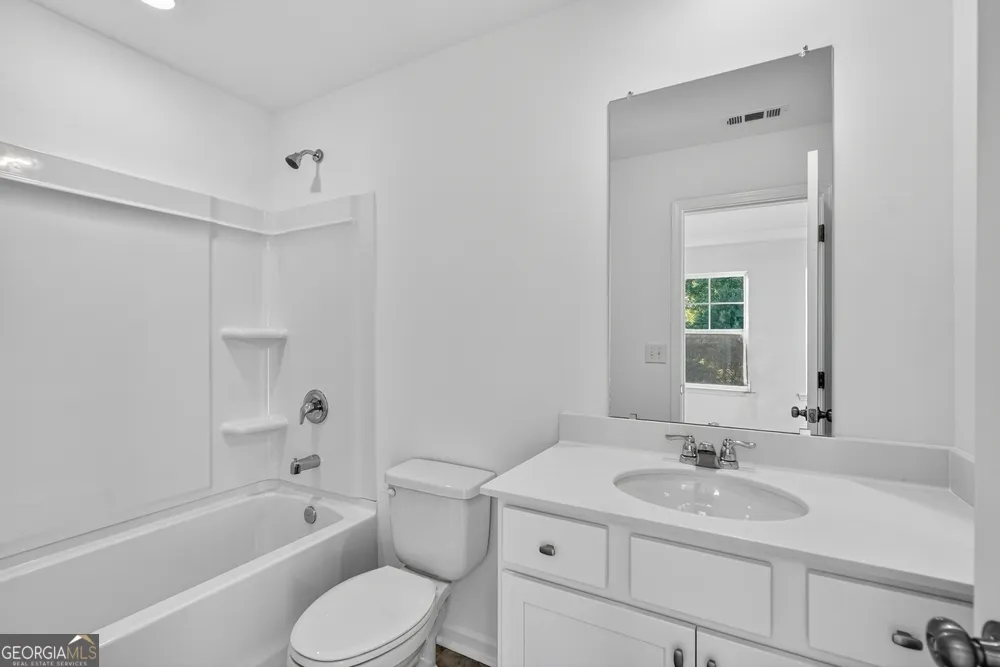 100 Epperly WAY Tucker, GA 30084