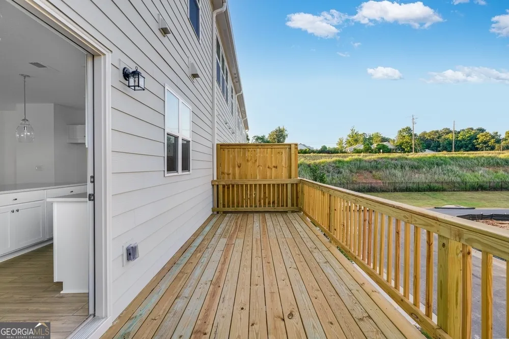 100 Epperly WAY Tucker, GA 30084