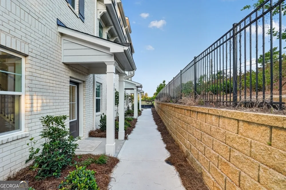 100 Epperly WAY Tucker, GA 30084