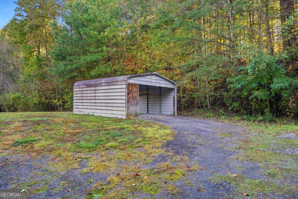 1907 John Call RD Talking Rock, GA 30175