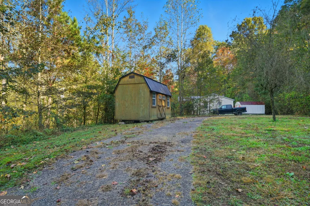 1907 John Call RD Talking Rock, GA 30175
