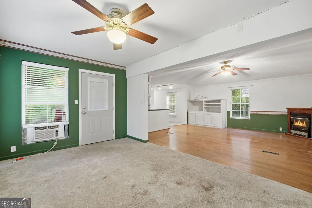 1907 John Call RD Talking Rock, GA 30175