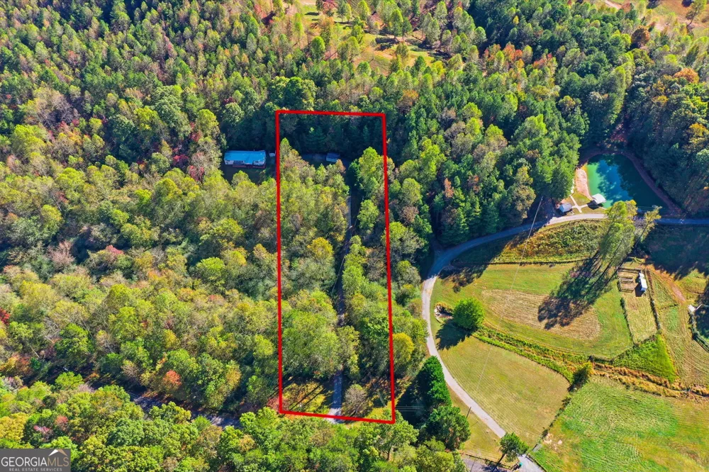 1907 John Call RD Talking Rock, GA 30175