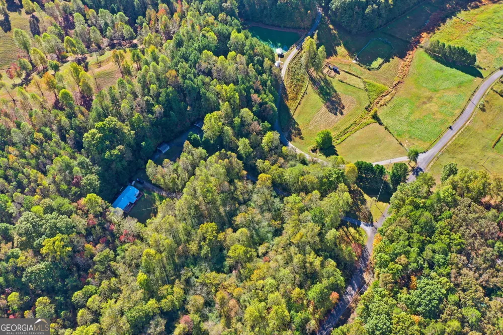 1907 John Call RD Talking Rock, GA 30175