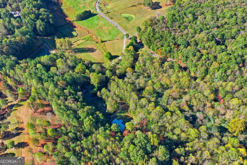 1907 John Call RD Talking Rock, GA 30175